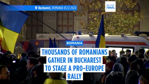 Thousands of Romanians stage pro-Europe rally days ahead of presidential runoff