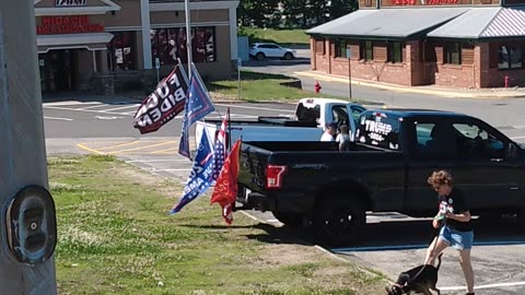 MASSIVE TRUMP ROLLING RALLY IN NEW HAMPSHIRE!