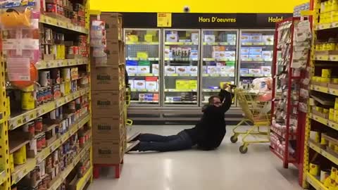 Collab copyright protection - yellow aisle grocery cart slide