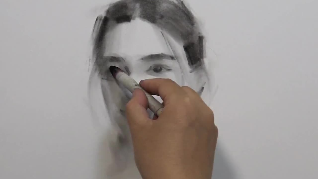 Drawing a portrait of a girl in a sketch style, the content is very suitable for learning 4