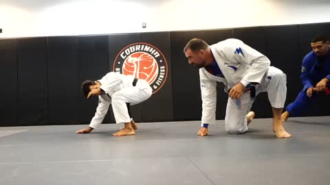 4 min of Mobility & Workout for Jiu Jitsu