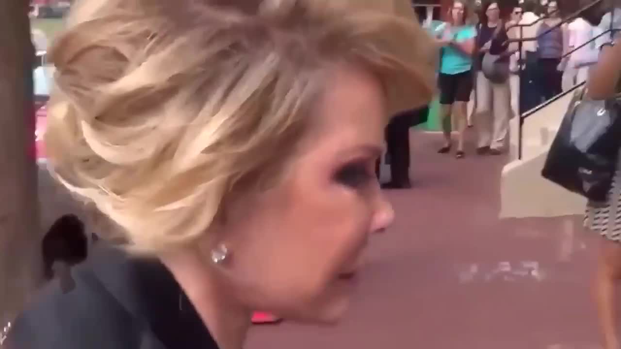 Joan Rivers: “We all Know.. Obama is Gay & Michelle is A Tranny”