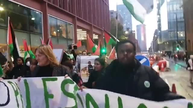 Hundreds of activists marched in Manchester in solidarity with the Palestinian freedom fighters.