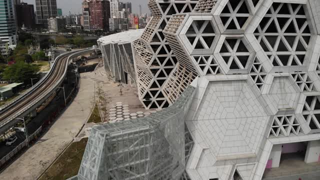 Kaohsiung Music Center 高雄流行音樂中心 🇹🇼 (2020-04) {aerial}