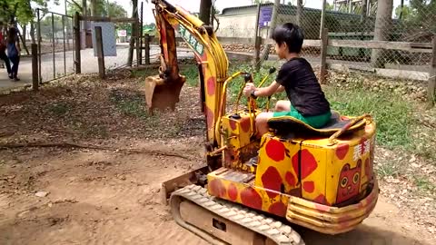 kid excavater