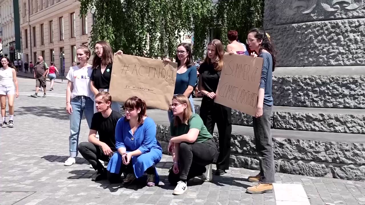Activists to EU: 2023 must be climate 'turning point'