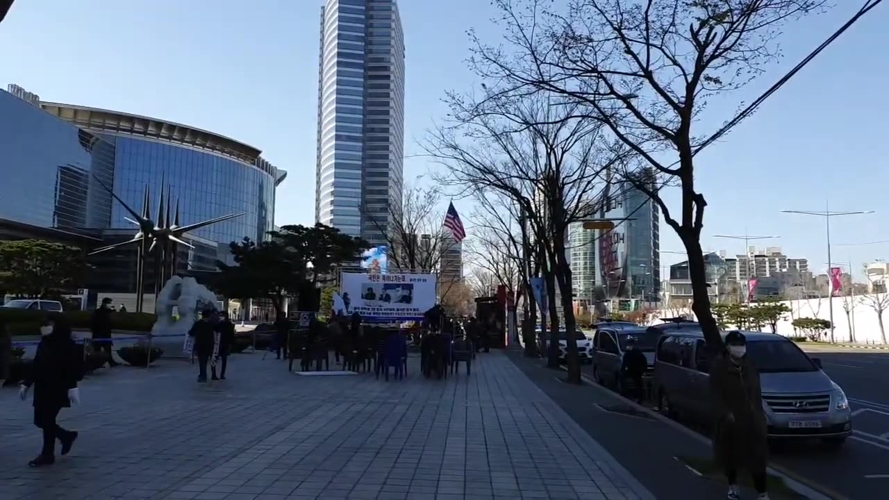 20200412_V3_S04(emu-frBMbT8)성남 열혈청년이 경찰서에 출두해서 놀랜 사실이란_