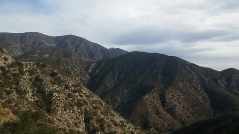 PAISAJES DE LOS ANGELES NATIONAL FOREST, CA