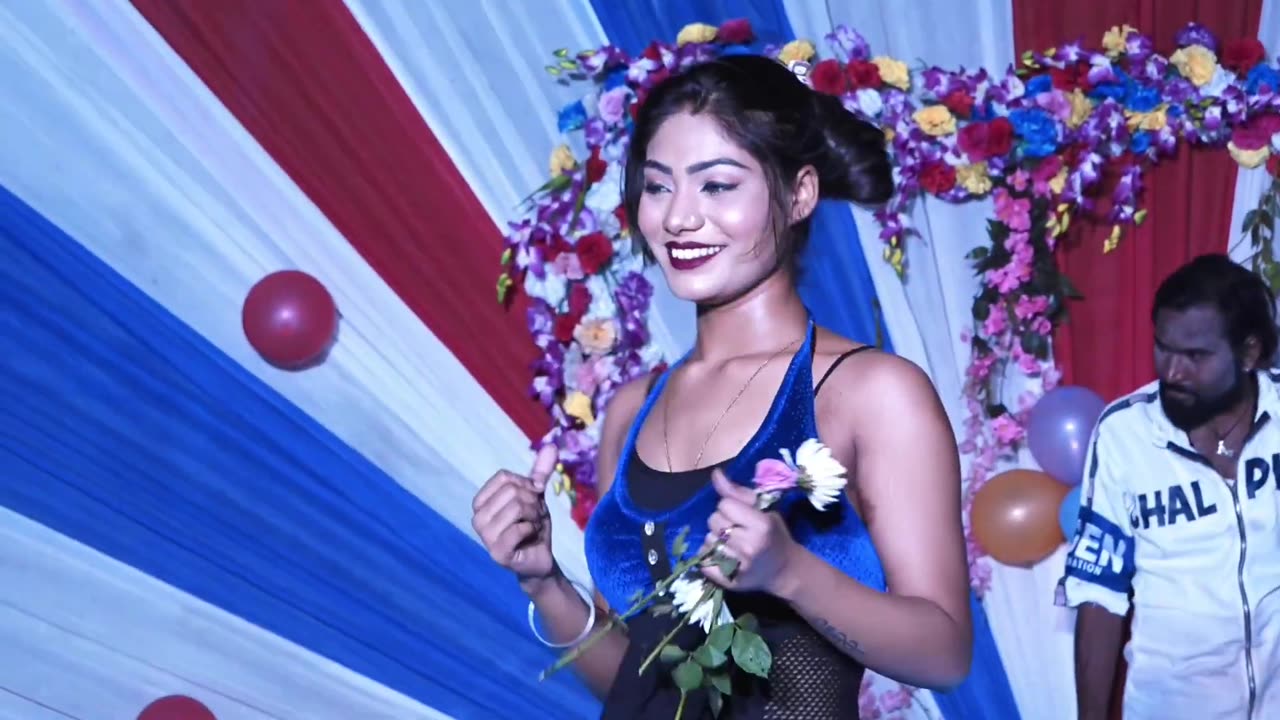 Sam Hai Dhua Dhua || Bollywood Dance Miss ~ Chandrima & Ananya || Hindi Dance Video || Dance Duniya