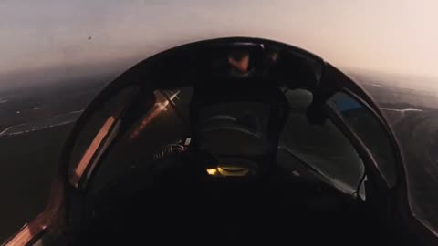 Beautiful Footage of the Sunrise from Ukrainian Fighter Pilot