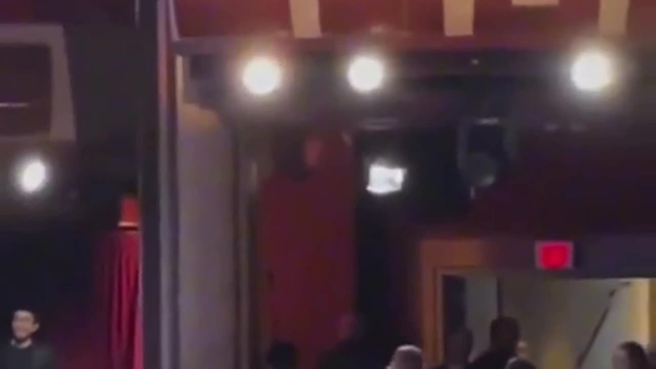 The Sussex's were heckled having left early and told to go back to Britain