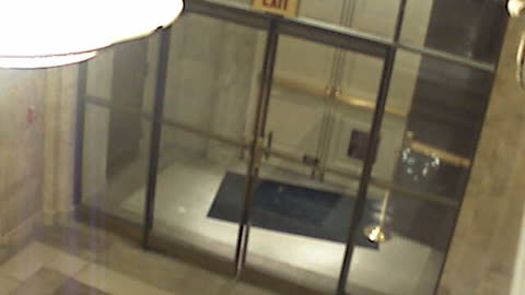 0179USCH01MemorialDoorInterior_2021-01-05_02h37min29s250ms.mp4