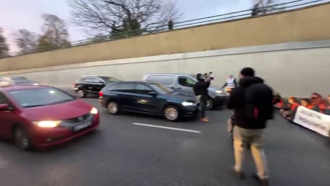 Eko terroryści z ostatniego pokolenia powiedzieli, że będą dziennie blokować