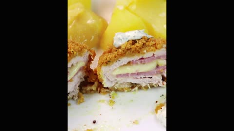 Juicy chicken with cheese and Cordon Bleu for lunch.