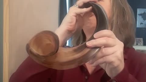 Blowing the Shofar 11/11/2020