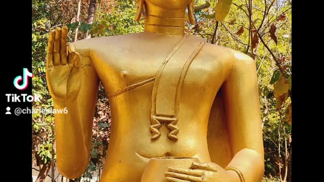 Buddhist statues in Thailand Udonthani places to visit