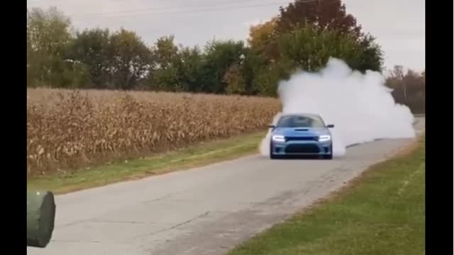 Dodge Charger Hellcat !