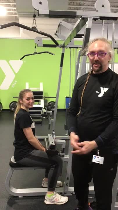 Lat pull tips good and bad