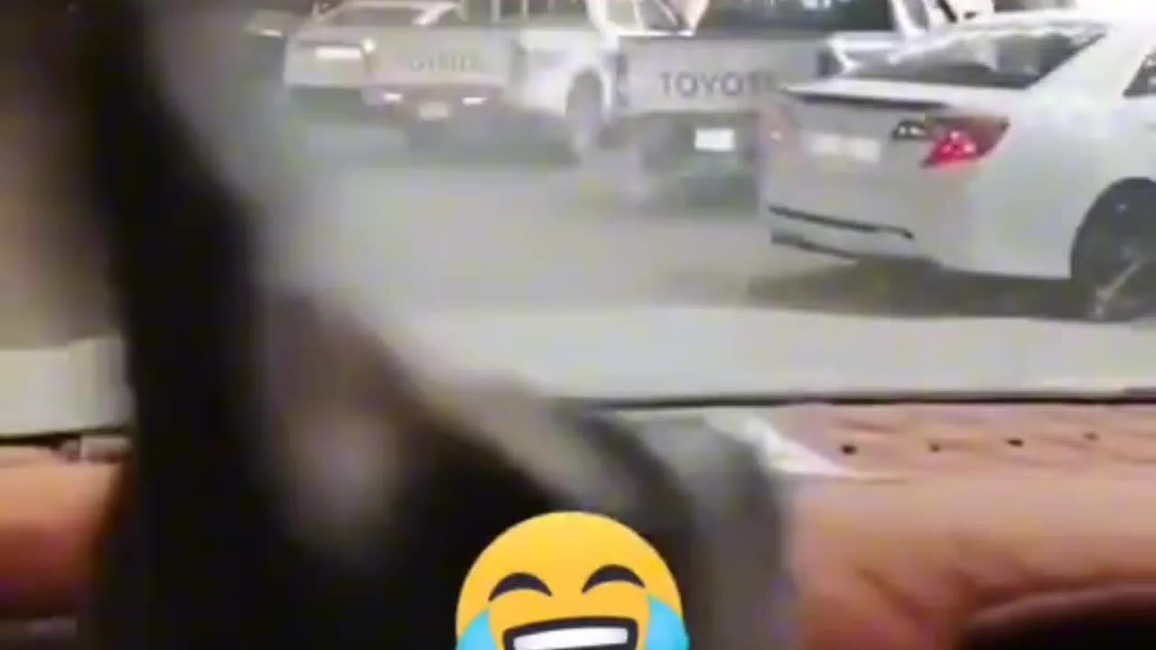 Broke Driver's Hilarious Encounter with Hypermarket Mascot