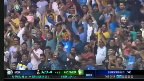 🤑SURYA KUMAR YADAV UNBELIEVABLE BATTING AGAINST AUSTRALIA