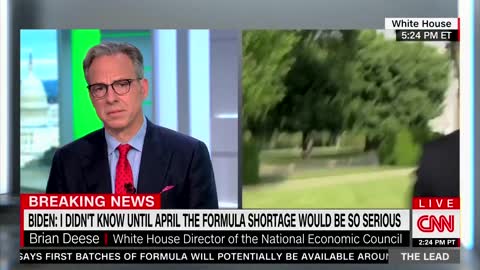 CNN Camera Falls Outside of "Whitehouse"...