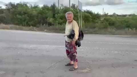 Ukrainian Soldiers Harass an Old Russian Man