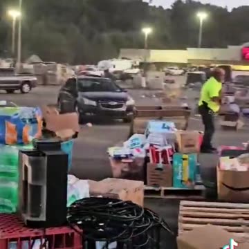 Blackhawk helicopter in western NC is sabotaging supply zones part 2.mp4