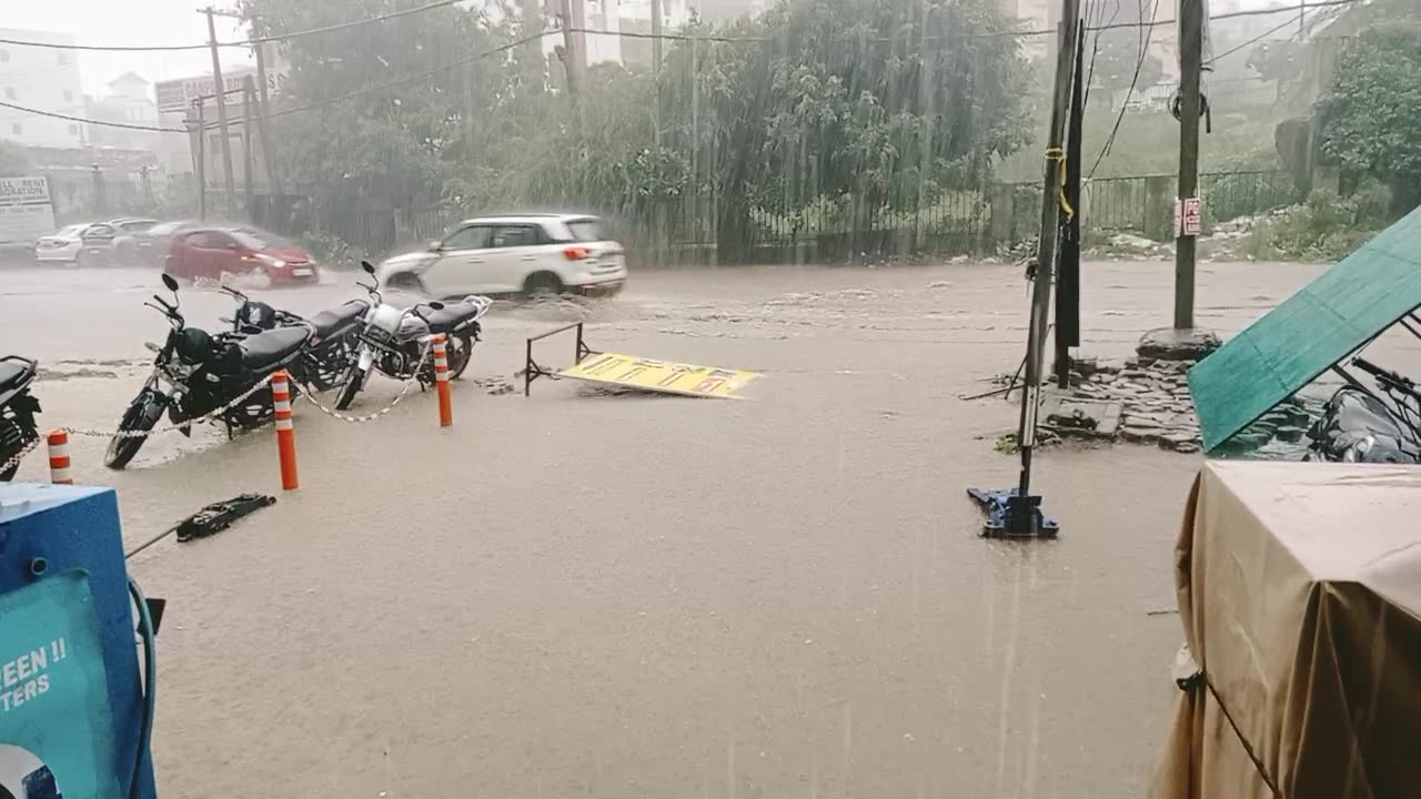 Delhi rain ☔🌧️