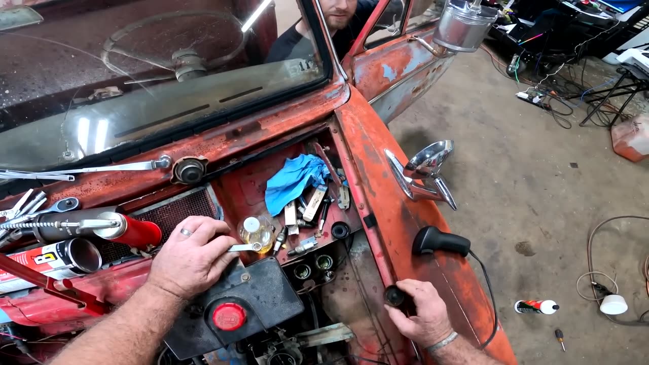 1965 Datsun 320, Will It Run After 30 Years? | Turnin Rust