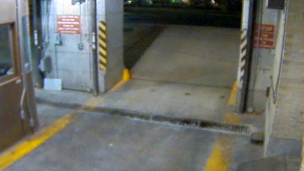 3469CHOBBAGarageExit_2021-01-05_20h17min40s657ms.mp4