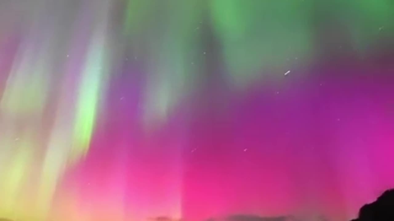 Arctic photo guide/ Aurora expert, Dave Williams the Northern Lights in Lofoten, Norway.