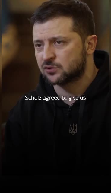 Zelensky finds out live on air that Sholz "approved" Germany's Leopard 2 tanks