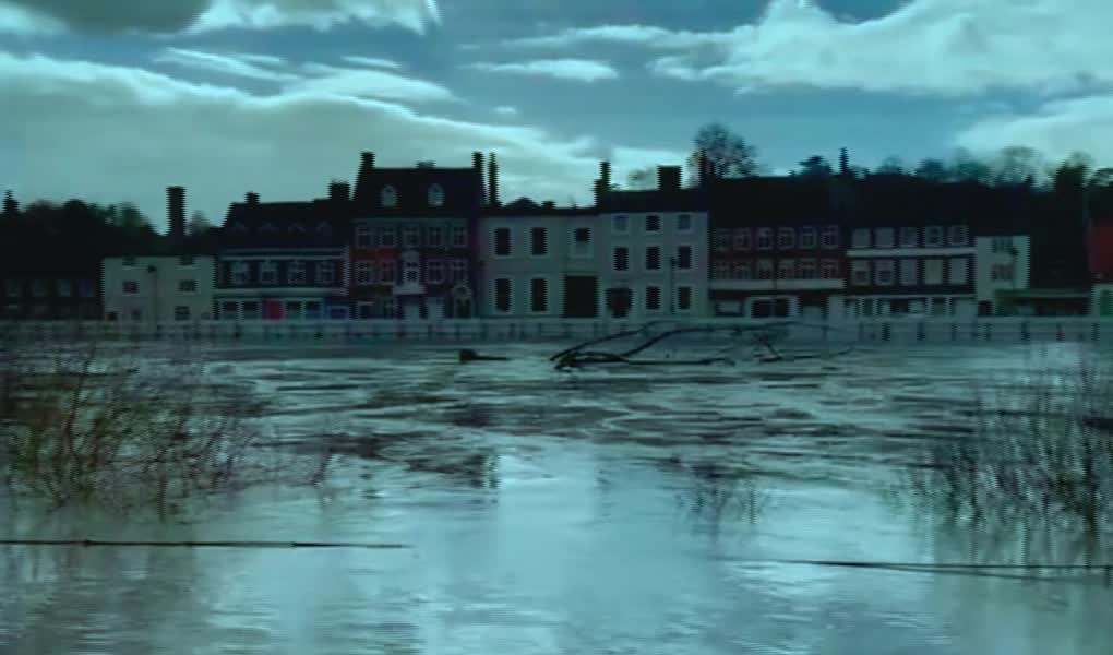 URGENT! The British are preparing for a long flood!