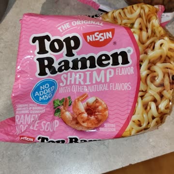 Eating Nissin Top Ramen Shrimp Flavor, Dbn, MI, 9/9/23