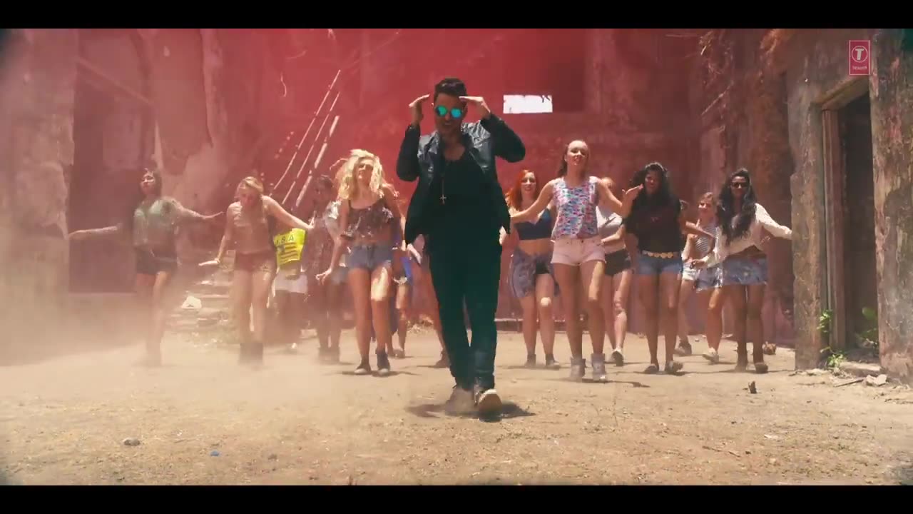 Yo Yo Honey Singh_ Aankhon Aankhon FULL VIDEO Song _ Kunal Khemu, Deana Uppal _ Bhaag Johnny