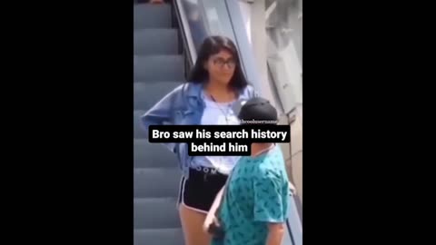 Mia Khalifa and Dog Poo - WTF LIVE BYTE SIZE