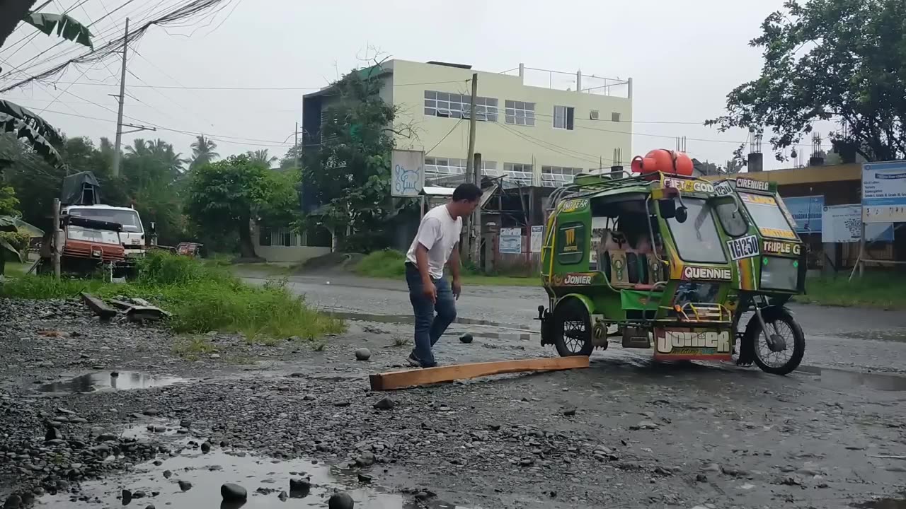 SASAKAY PRANK | PINOY FUNNY PRANK VIDEO | @IringSungkaban and @boymaasofficial2661