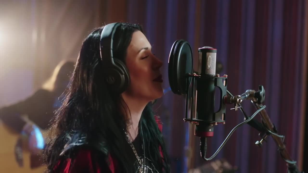 Dorothy - What's Coming To Me (Unplugged)