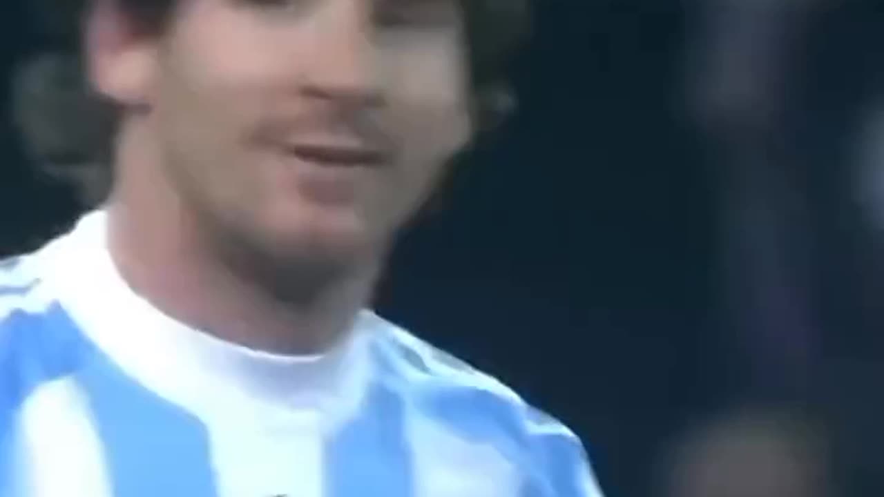 Messi destroying prime Ronaldo and his Portugal team