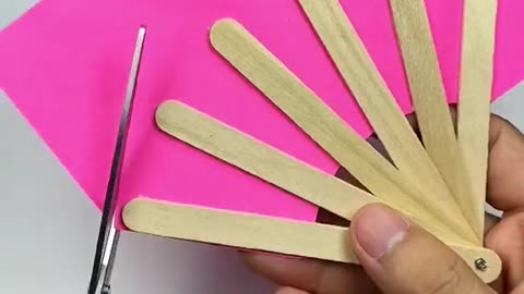 Make a fan in the sunmmer