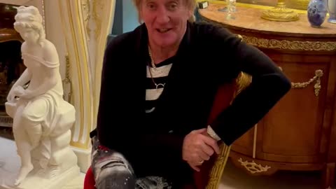 February 2, 2022 - Rod Stewart Preps for Shows in USA & Canada