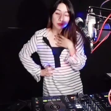 Jangankan Buka Hati, Buka Whatsapp Aja Aku Malas