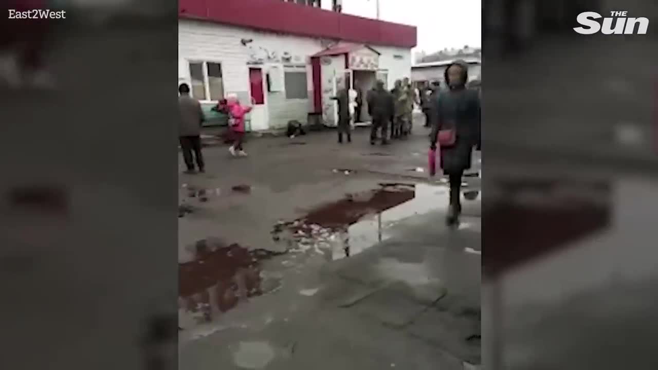 'Drunk' Russian mobilised troops get into a violent brawl