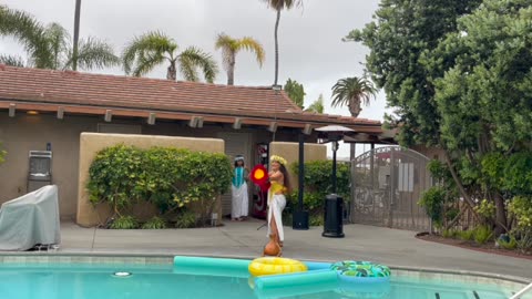 Motu Show 230601 Island Palms