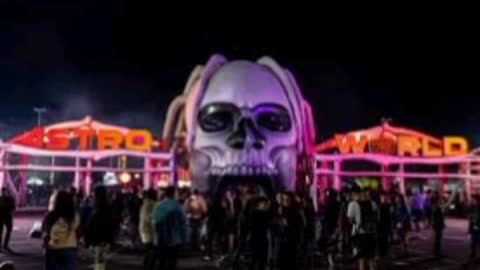 Travis Scotts AstroWorld Satanic Ritual Concert 8 flames, 8 people .