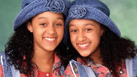 Moments AGO! Tia and Tamera Mowry Are Mourning the Loss of Beloved One#tiamowry #tameramowry