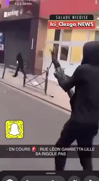 Materiał filmowy uzbrojonych migrantów we Francji mówi nam, że proroctwo Alberta Pike'a si