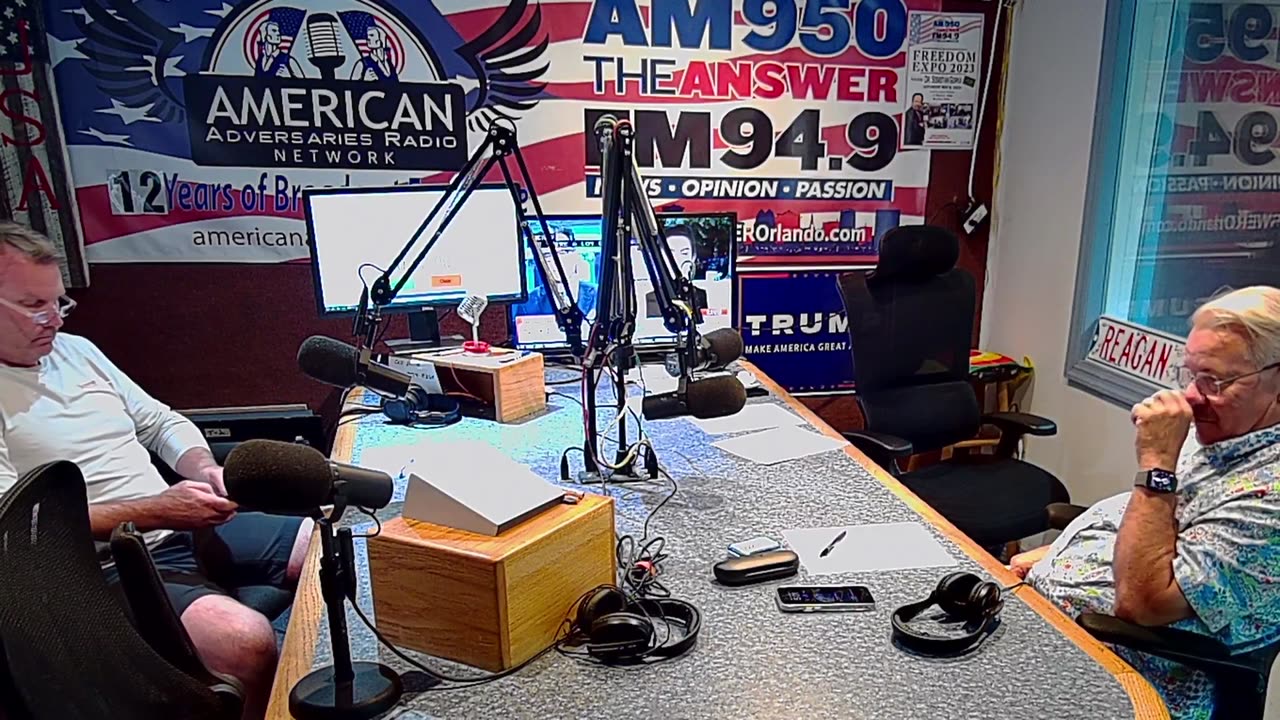 DEBATE DEBACLE BENEFITS TRUMP