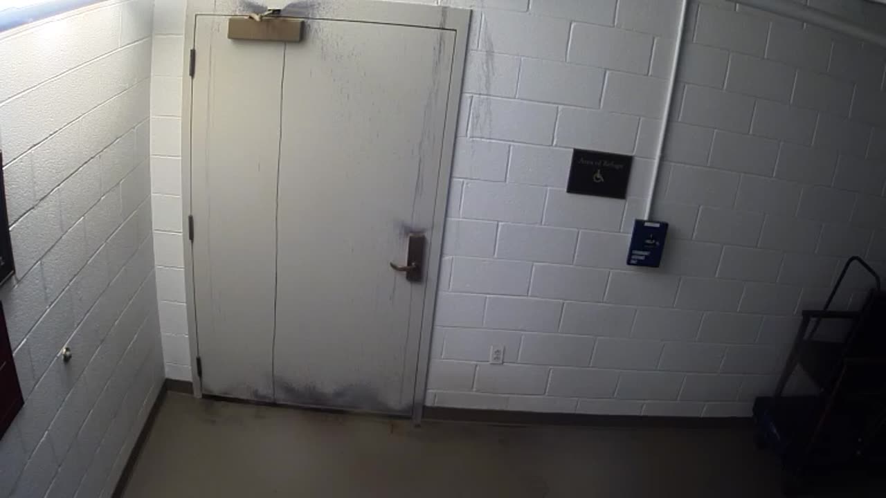 7052CVCLLStair11South_2021-01-06_08h40min00s850ms.mp4