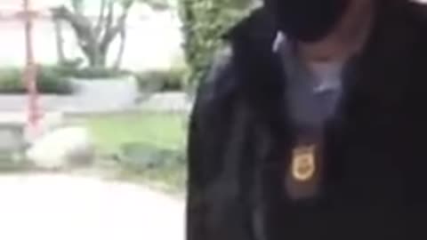 THE POLICE SHOW UP AT HIS HOUSE FOR SPEAKING ABOUT JUSTIN TRUDEAU ONLINE